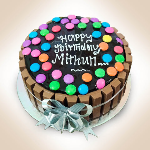 KitKat Gems Cake KitKat Gems Cake