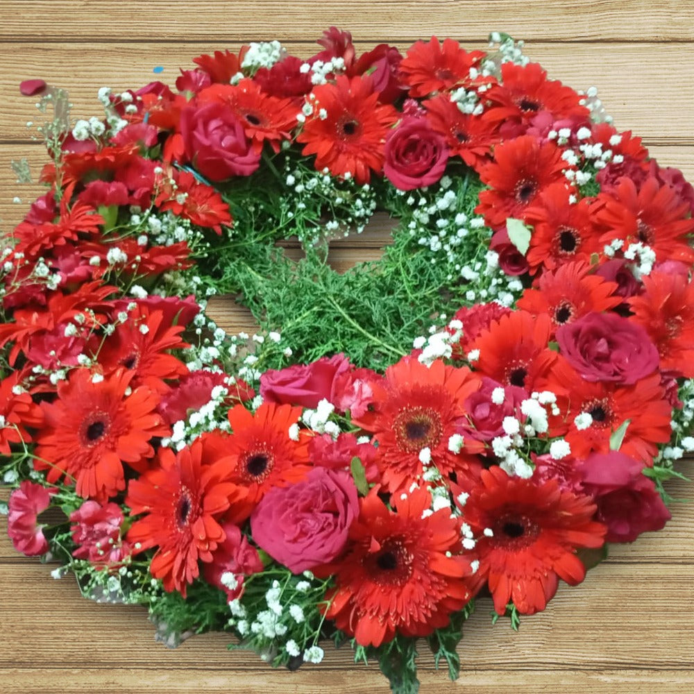 In Loving Memory: 20 Gerbera Wreath for Serene Remembrances