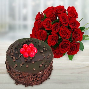 chocolate-cakes-and-red-roses